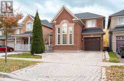 27 GRACKLE TRAIL Toronto