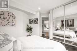 TH17 - 166B NIAGARA STREET Toronto