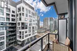 1516 - 27 BATHURST STREET W Toronto