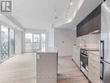 916 - 8 TIPPETT ROAD Toronto