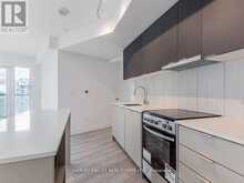 916 - 8 TIPPETT ROAD Toronto