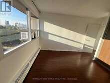 605 - 100 LEEWARD GLENWAY Toronto