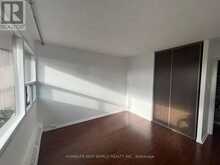 605 - 100 LEEWARD GLENWAY Toronto