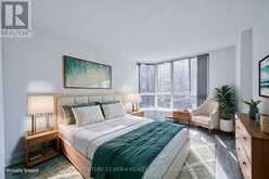 611 - 38 ELM STREET Toronto