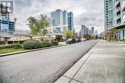 930 - 21 ICEBOAT TERRACE Toronto