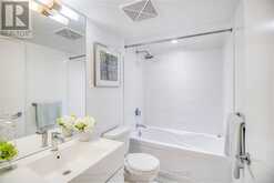 930 - 21 ICEBOAT TERRACE Toronto