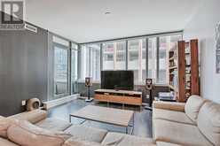 405 - 8 CHARLOTTE STREET Toronto