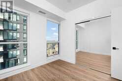 3605 - 327 KING STREET W Toronto