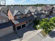 8 PHILIPS LAKE COURT Richmond Hill