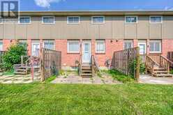 3 - 400 SPRINGBANK AVENUE N Woodstock