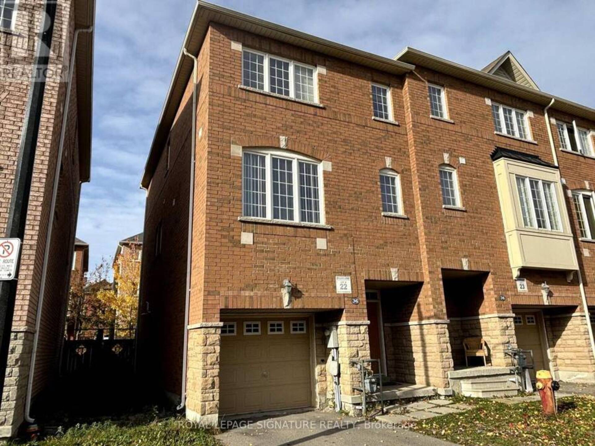 36 - 151 SILVERWOOD AVENUE Richmond Hill