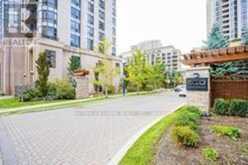 1528 - 500 DORIS AVENUE Toronto