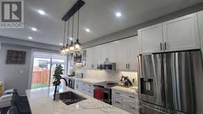 1319 CHEE CHEE LANDING Milton