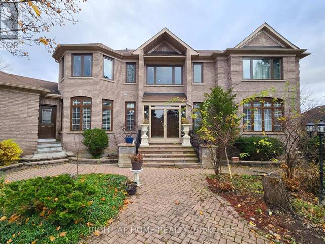 51 KENSINGTON DRIVE Richmond Hill Ontario