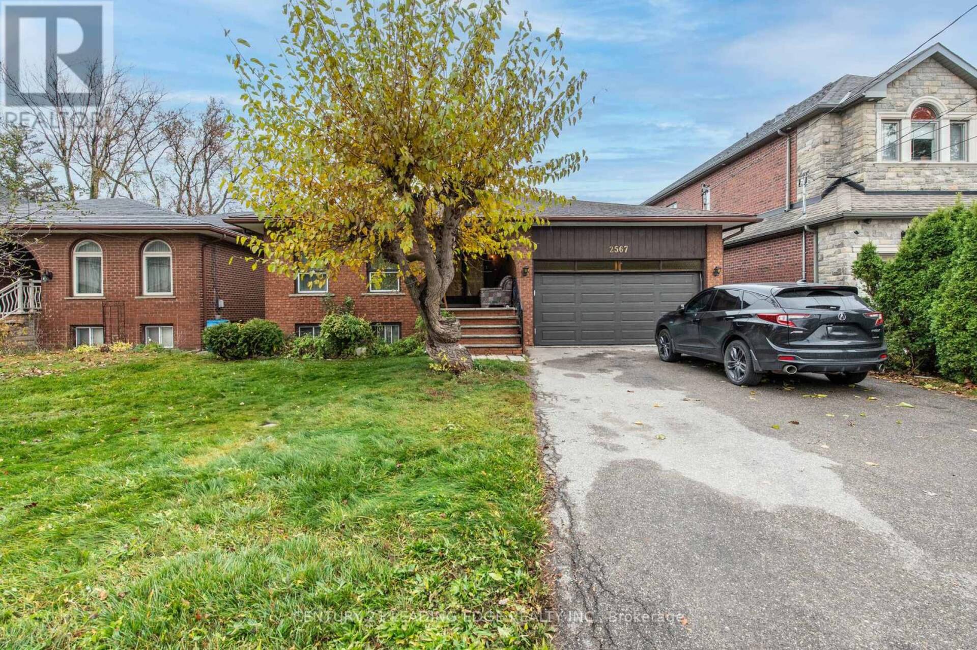 2567 CLIFF ROAD Mississauga