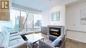 5607 - 180 UNIVERSITY AVENUE Toronto