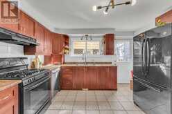 6 DANTON COURT Ajax