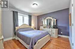 32 DEL RIA DRIVE Toronto