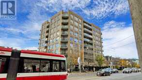 310 - 140 BATHURST STREET N Toronto