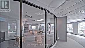 407 - 7 CARLTON STREET Toronto