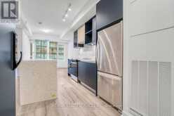 421 - 395 DUNDAS STREET W Oakville