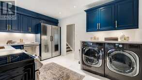 UPPER - 9 DELROSA COURT Toronto