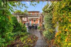 123 GREENLAW AVENUE Toronto