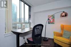 1112 - 633 BAY STREET Toronto