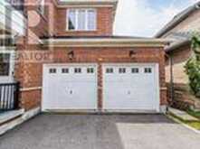 121 STONECHURCH CRESCENT Markham