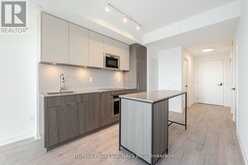 615 - 220 MISSINNHE WAY Mississauga