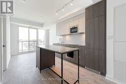 615 - 220 MISSINNHE WAY Mississauga