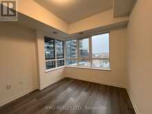 405 - 395 DUNDAS STREET W Oakville