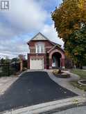 256 WILLOWBROOK DRIVE E Whitby