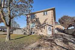 2 KINGSWAY GATE Clarington