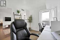 1322 - 160 FLEMINGTON ROAD Toronto