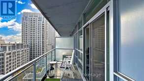 1307 - 15 BRUYERES MEWS Toronto