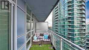 1307 - 15 BRUYERES MEWS Toronto