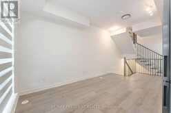 41 - 861 SHEPPARD AVENUE W Toronto