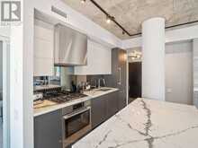 810 - 650 KING STREET W Toronto