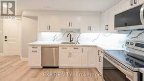 UNIT #2 - 4 SPENCER STREET Collingwood