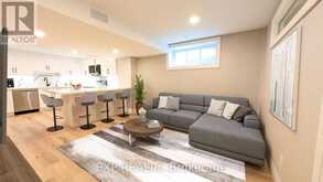 UNIT #2 - 4 SPENCER STREET Collingwood