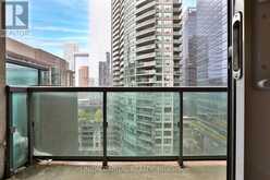 1603 - 19 GRAND TRUNK CRESCENT Toronto