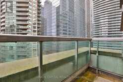 1603 - 19 GRAND TRUNK CRESCENT Toronto