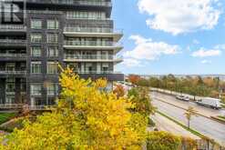 B415 - 60 ANNIE CRAIG DRIVE Toronto