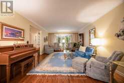 195 UPPER CANADA DRIVE Toronto