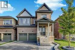 102 WALTER ENGLISH DRIVE East Gwillimbury