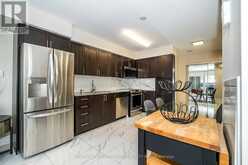 918 - 800 LAWRENCE AVENUE W Toronto