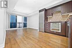 1724 - 275 VILLAGE GREEN SQUARE Toronto