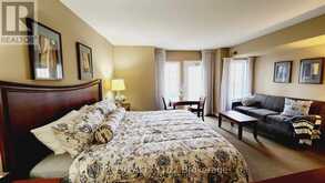 2074/75 - 90 HIGHLAND DRIVE Oro-Medonte