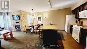 2074/75 - 90 HIGHLAND DRIVE Oro-Medonte